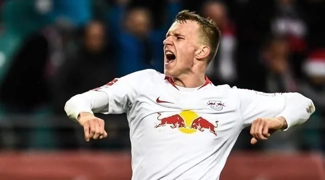 关键洞顶住 关键洞顶住