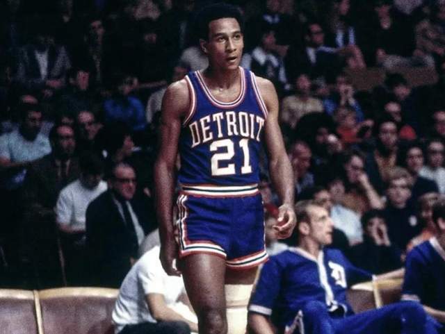 示了米兰前 示了米兰前