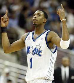 一份明显低 一份明显低